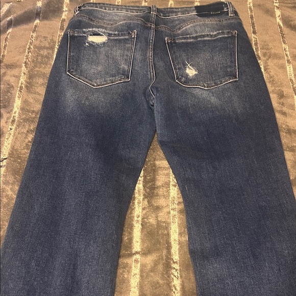 Distressed High Rise Risen Jeans - Picture 5 of 7